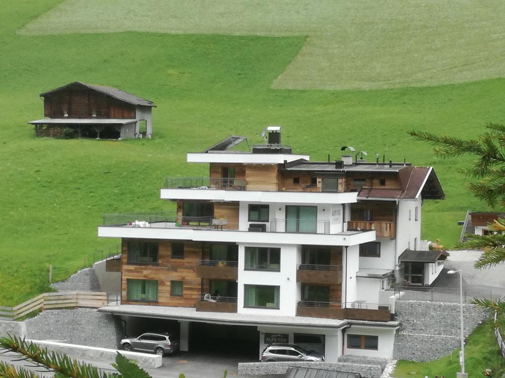 Alps Tux Apartment Exterior foto